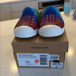 NWT Native Kids Jefferson Sneakers - Red and Blue  baby  size 5